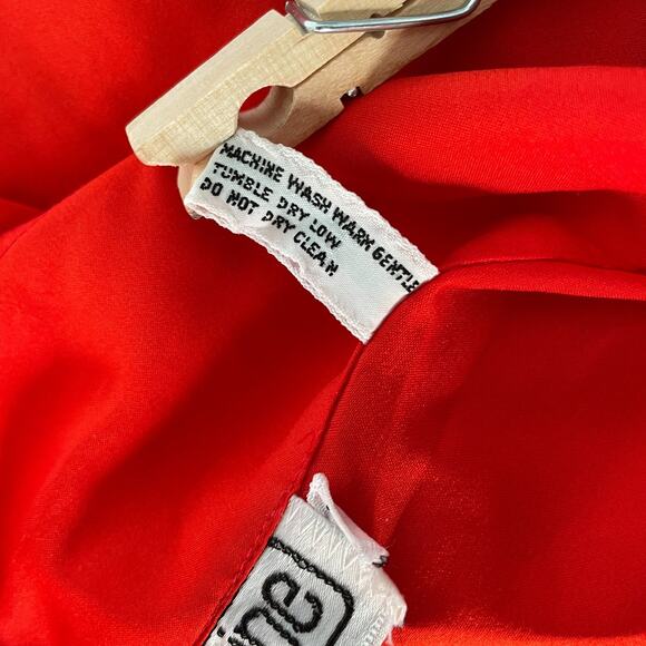 Vintage Top Blouse Size 14 Red Solid Long Sleeve Button Up Minimalist Office 90s - Picture 8 of 10